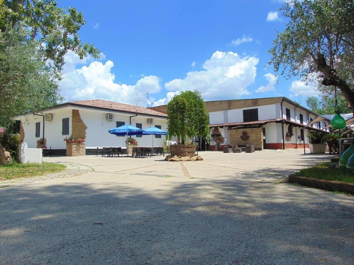 Bed and Breakfast Casale Rurale San Marco Evangelista Exterior foto