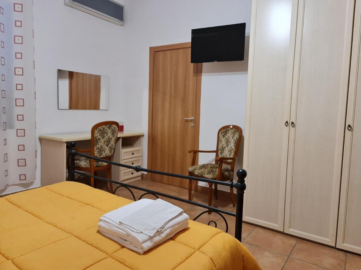 Bed and Breakfast Casale Rurale San Marco Evangelista Exterior foto